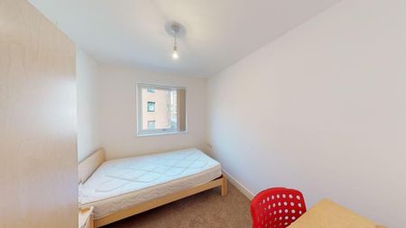 4 bedroom townhouse to rent - Photo 2