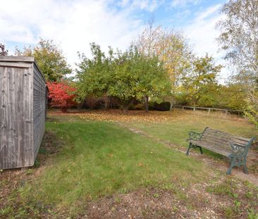 2 bedroom bungalow to rent - Photo 2