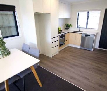 Near New Two Bedroom Terraced Unit - Photo 5