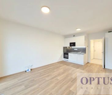 P9 Hloubětín, Poděbradská ul., nový nezař. byt 1 + k.k., lodžie, 38 m - Photo 2