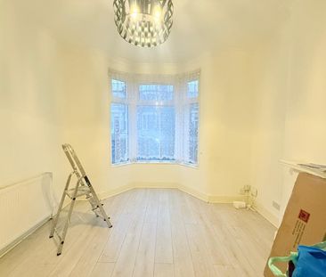 4 Bed Terraced House, Huxley Road, E10 - Photo 1