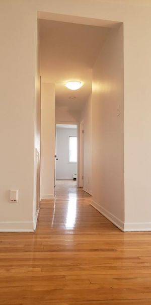 5 1/2 Rénove Chauffage/Eau Chaud/Entrée Laveuse/Sécheuse - Photo 1