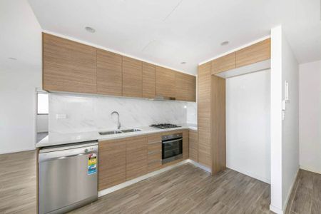 Modern 2 Bedroom Unit with Ducted Air Conditioning - Photo 4