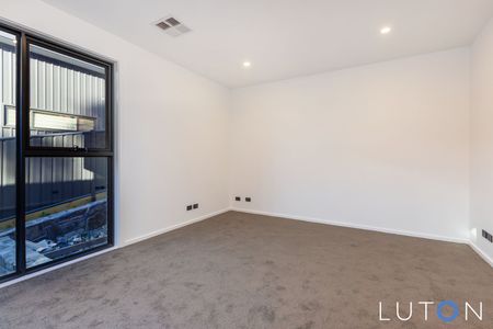 7 Cygnet Crescent, Red Hill ACT 2603 - House For Rent | Domain - Photo 4