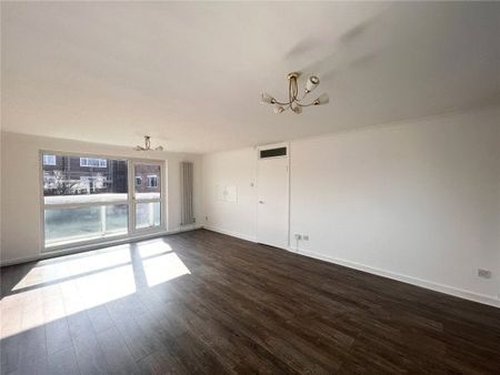 Bronshill, The Serpentine South, Live... - Photo 2