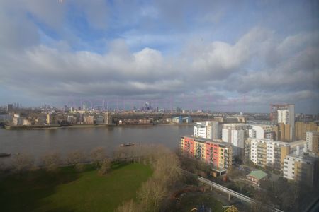Bowsprit Point, E14 8NU, London - Photo 2