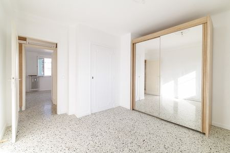 Location Appartement 3 pièces 56m² NICE 06300 - Photo 4