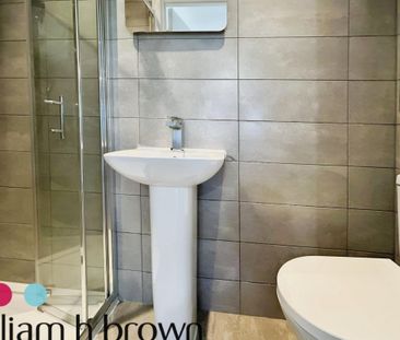 Whitehall Road, Colchester - Photo 1