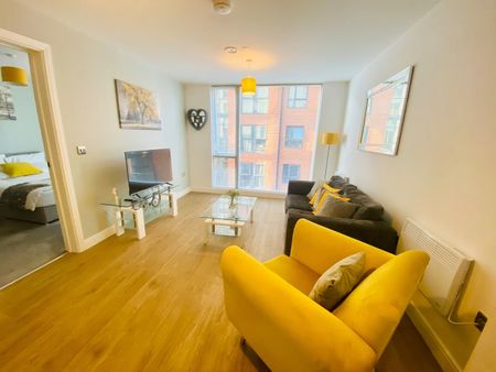 1 Bed Flat, Angel Court, M4 - Photo 5