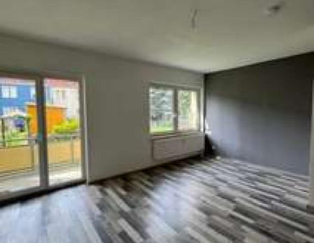 Schöne 2 Zimmer-Wohnung mit Balkon - Foto 1