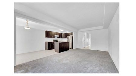 For Lease - 170 Heron Street, Welland, Ontario - Photo 2