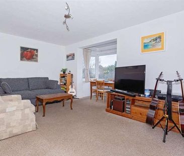 West Avenue, Worthing, BN11 - Photo 2