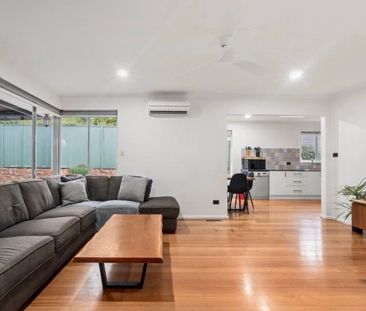 Mooroolbark - Photo 1