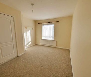 Hereward Road, Cirencester, GL7 - Photo 5