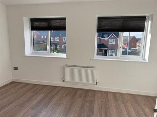 2 bedroom semi-detached house to rent - Photo 1