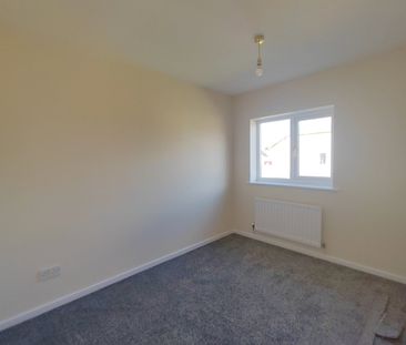 Stoney Royd, Athersley North , Barnsley, South Yorkshire, S71 3NU - Photo 2