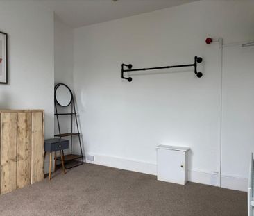 1 bedroom house of multiple occupation to rent - Photo 3