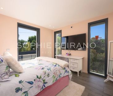 Tout savoir sur cette maison dans le quartier Bois Fleuri-Chevre d'... - Photo 5