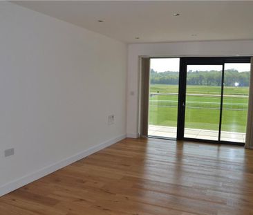 2 bedroom apartment to rent - Photo 6