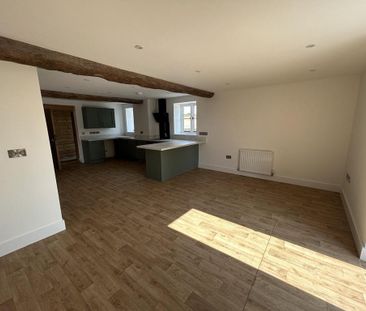 2 bedroom cottage to rent - Photo 1