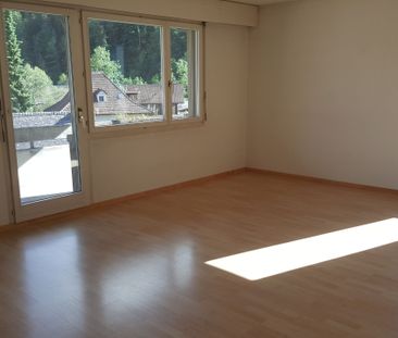 Sonnige 4.5 -Zimmer-Wohnung im Zentrum von Langnau - Photo 4