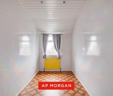 4 bedroom semi-detached house to rent - Photo 2