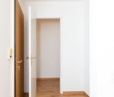 2.5 Zimmer, 39 m², 2. Stock - Foto 2