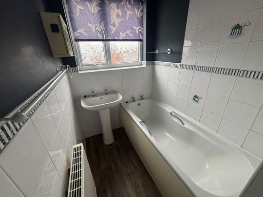 3 bedroom terraced house to rent - Photo 1