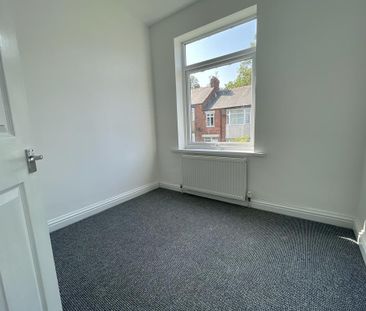 3 bedroom flat to rent - Photo 6