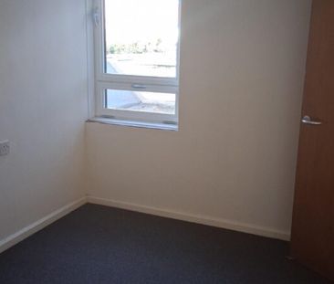 Thrawl Street – Flat 10 - Photo 6