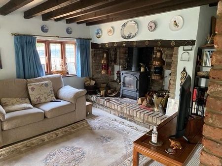 3 bedroom cottage to rent - Photo 4