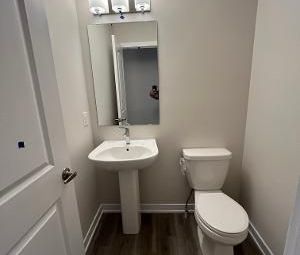 For Lease - 386 LES EMMERSON Drive, Barrhaven, Ontario - Photo 3