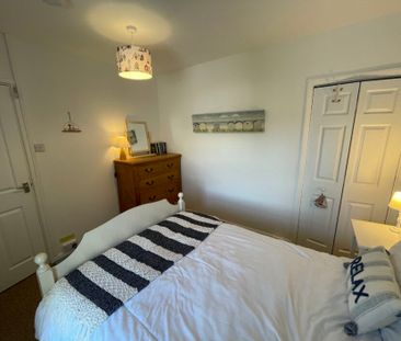 John St, Swansea, SA3 - Photo 3