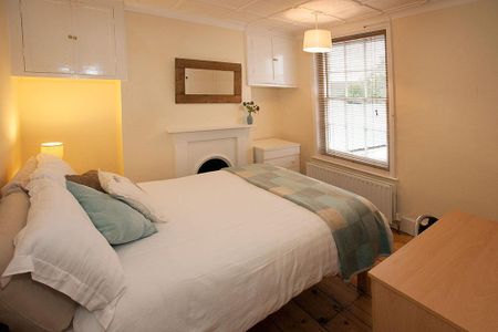 3 bedroom terraced house to rent - Photo 5