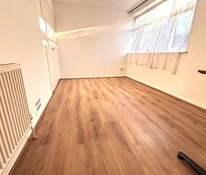 Brymore Road, Canterbury, CT1 1JE, Kent - Photo 1