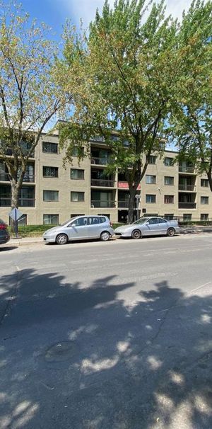 One-Bedroom (3.5) - 6325 Blvd Maurice-Duplessis, Montréal - Photo 1