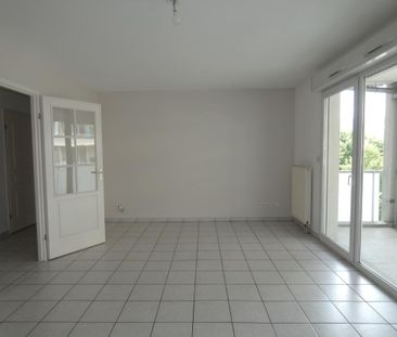 Location Appartement 2 pièces 47m² CHAMBERY 73000 - Photo 1