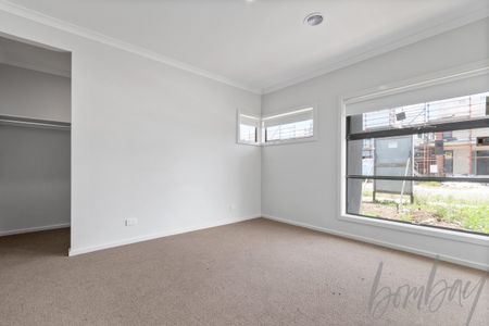 Spacious Family Home in Prime Kalkallo Location - Photo 3