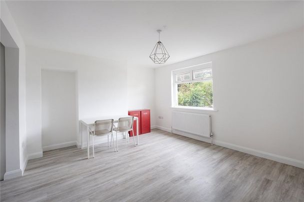 6 bedroom semi-detached house to rent - Photo 1