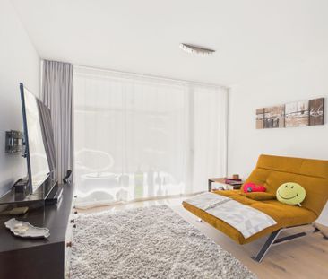 Luminous 2.5-room apartment with large terrace in Staad - Foto 1