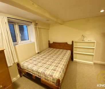 5 bedroom semi-detached house to rent - Photo 6