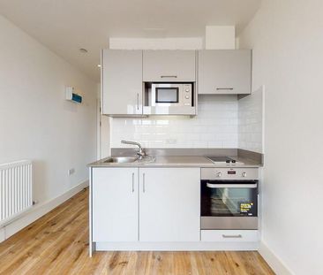 1 bedroom flat to rent - Photo 3