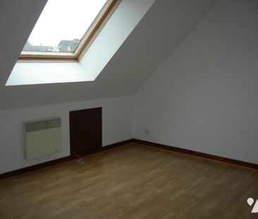 Appartement F3 situé au 2ème étage - Photo 1