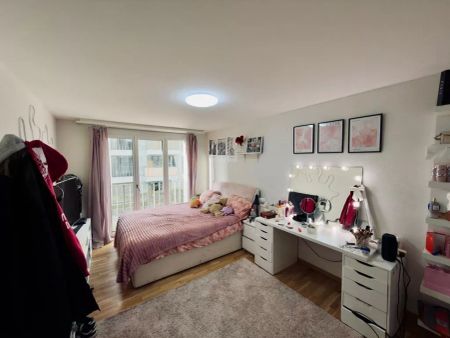 Bel appartement de 4.5 pièces - Photo 2