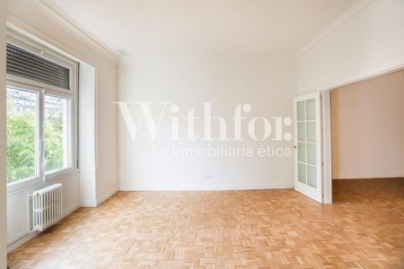 Barcelona, Catalonia 08021 - Photo 3