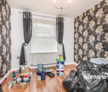 4 bedroom detached house to rent - Photo 2