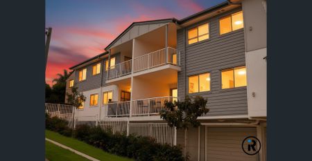 Modern & Convenient Living in Yeerongpilly 🏡 - Photo 3