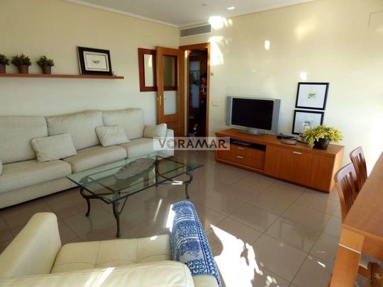 2 bedroom luxury Flat for rent in Valencia, Spain - Photo 1