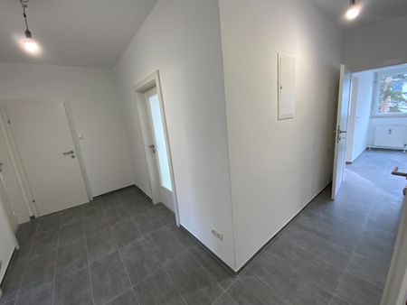 Sanierte, sonnige Wohnung mit Balkon in ruhiger TOP-Lage - Photo 4