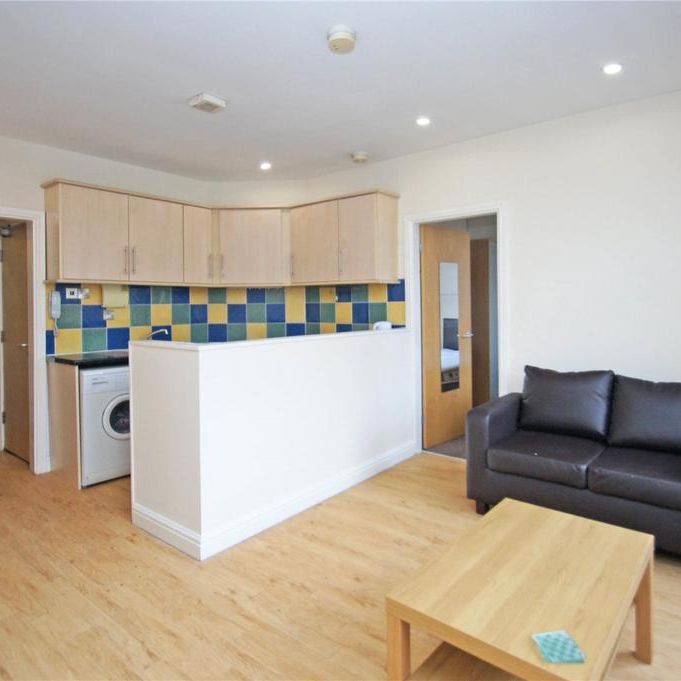 1 bedroom flat to rent - Photo 1